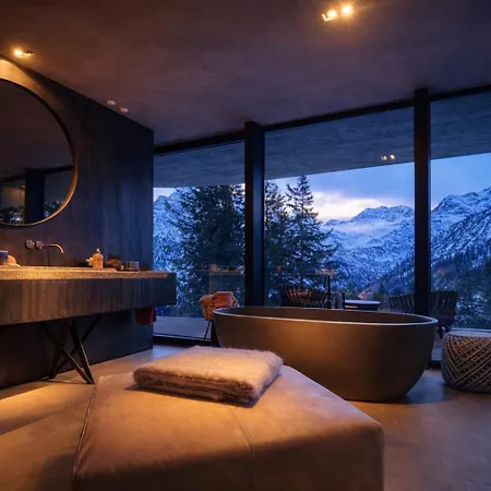 Caselva Mountain By בקתה