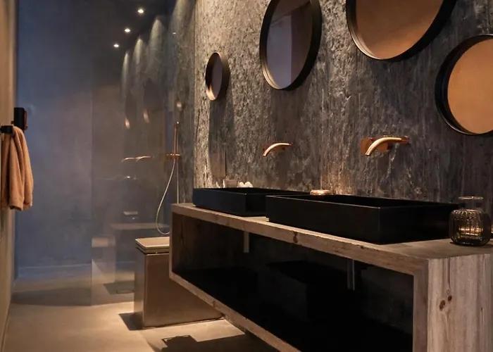 Caselva Mountain By בקתה